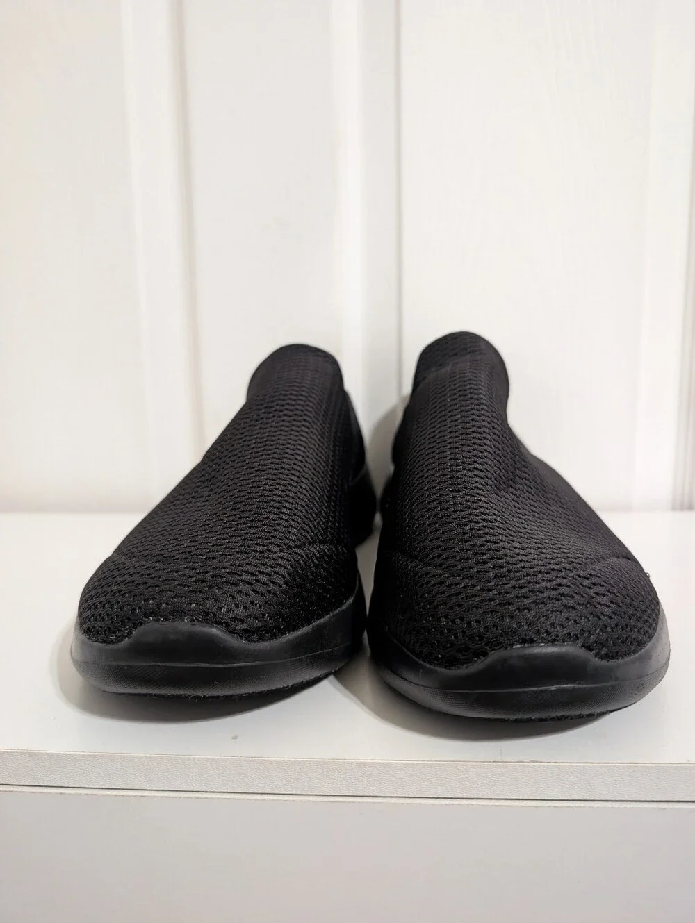 Skechers these shoes